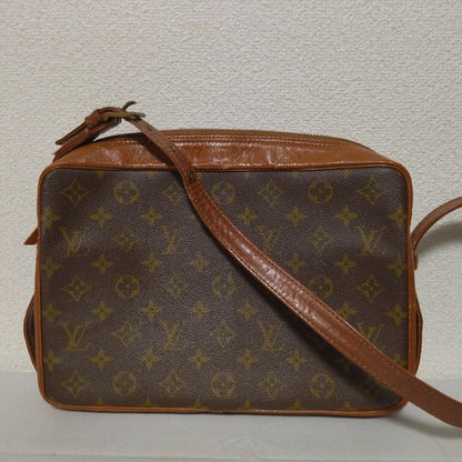 Louis Vuitton Sac Bandouliere 30 Monogram Shoulder Bag