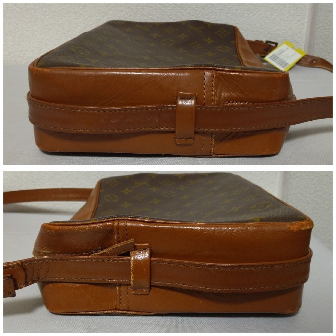 Louis Vuitton Sac Bandouliere 30 Monogram Shoulder Bag — view 3