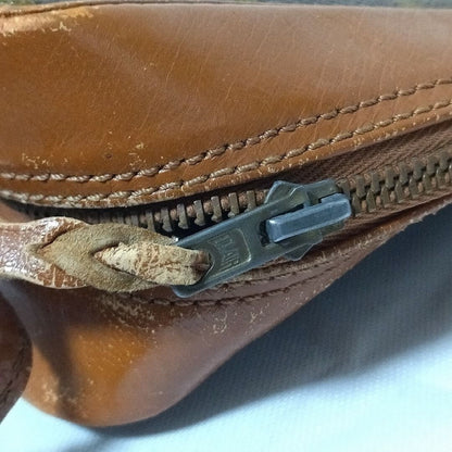 Louis Vuitton Sac Bandouliere 30 Monogram Shoulder Bag — view 6