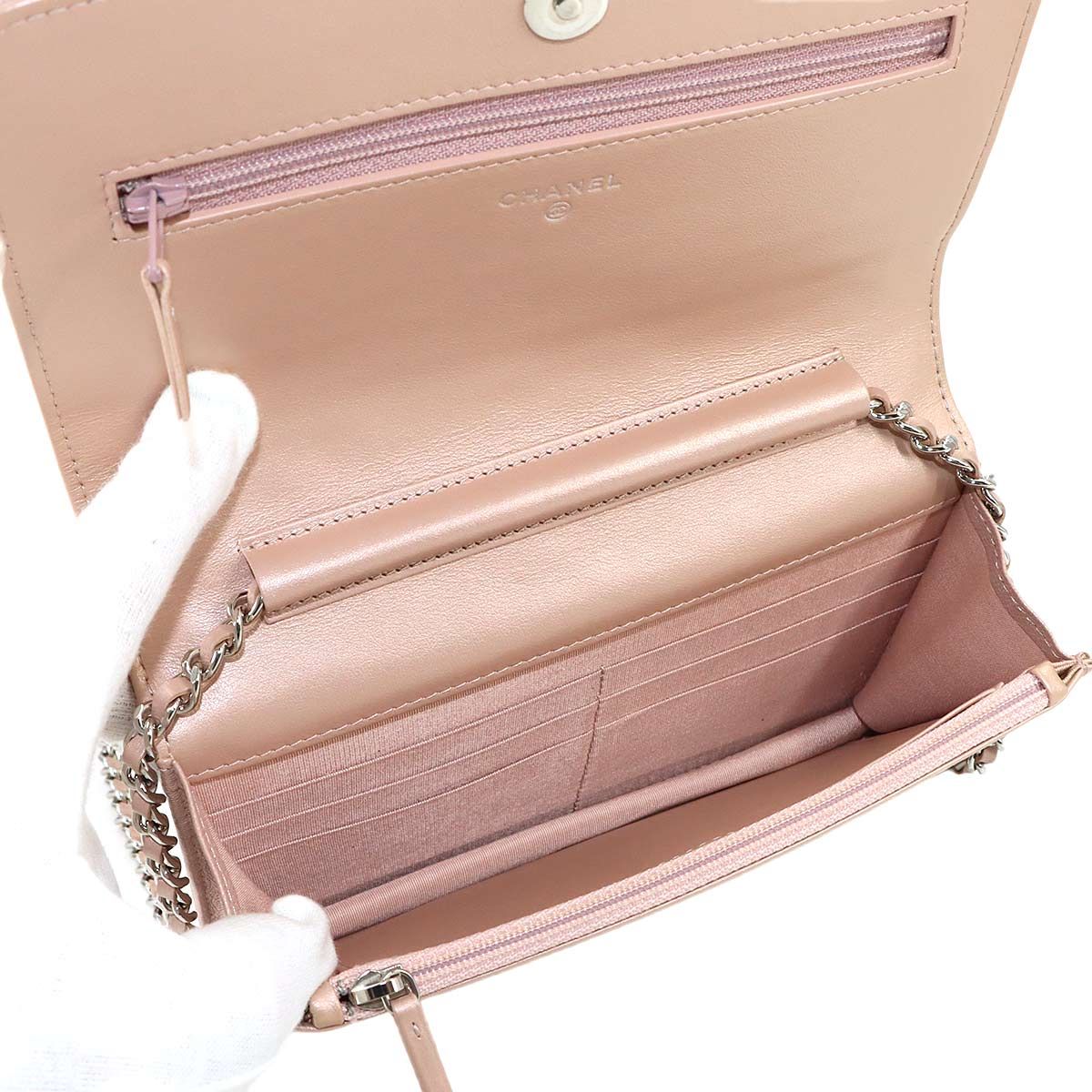 Chanel Camellia Chain Wallet Bifold Lambskin Pink — view 6