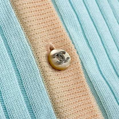 Chanel Ce1 Rib Knit Vest CC Logo Button Bicolor 40 Light Blue Light Beige Cotton — view 7