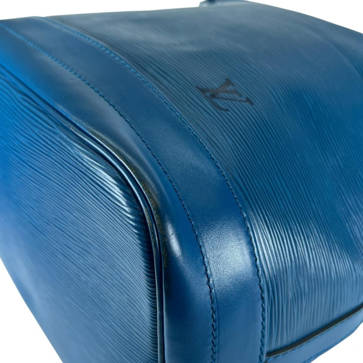 Louis Vuitton Toledo Blue Shoulder Bag Noe — view 6