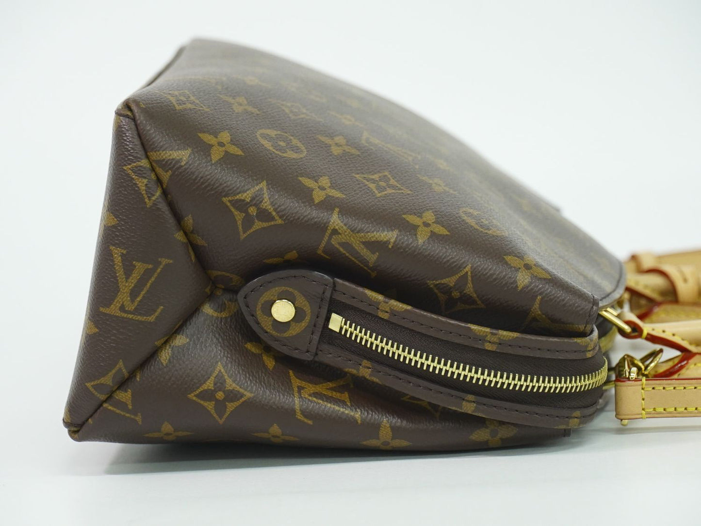Louis Vuitton LV Petit Palais PM Monogram 2-Way Shoulder Bag Brown — view 4