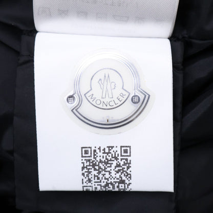 Moncler Betulong Hooded Down Jacket Coat — view 9