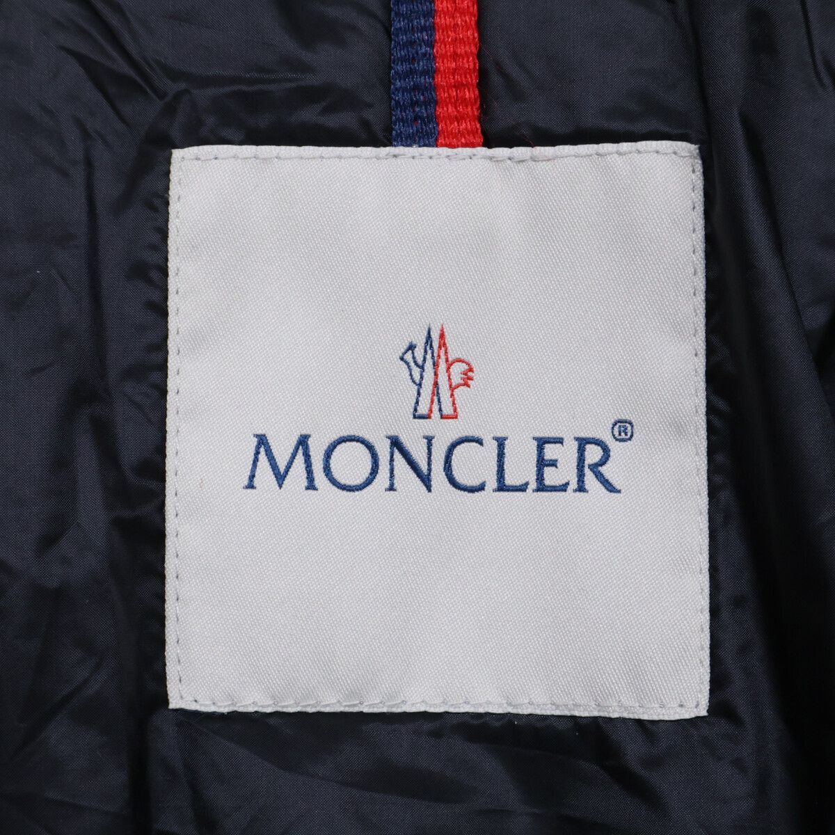 Moncler Hermine Hooded Down Jacket 00 — view 5