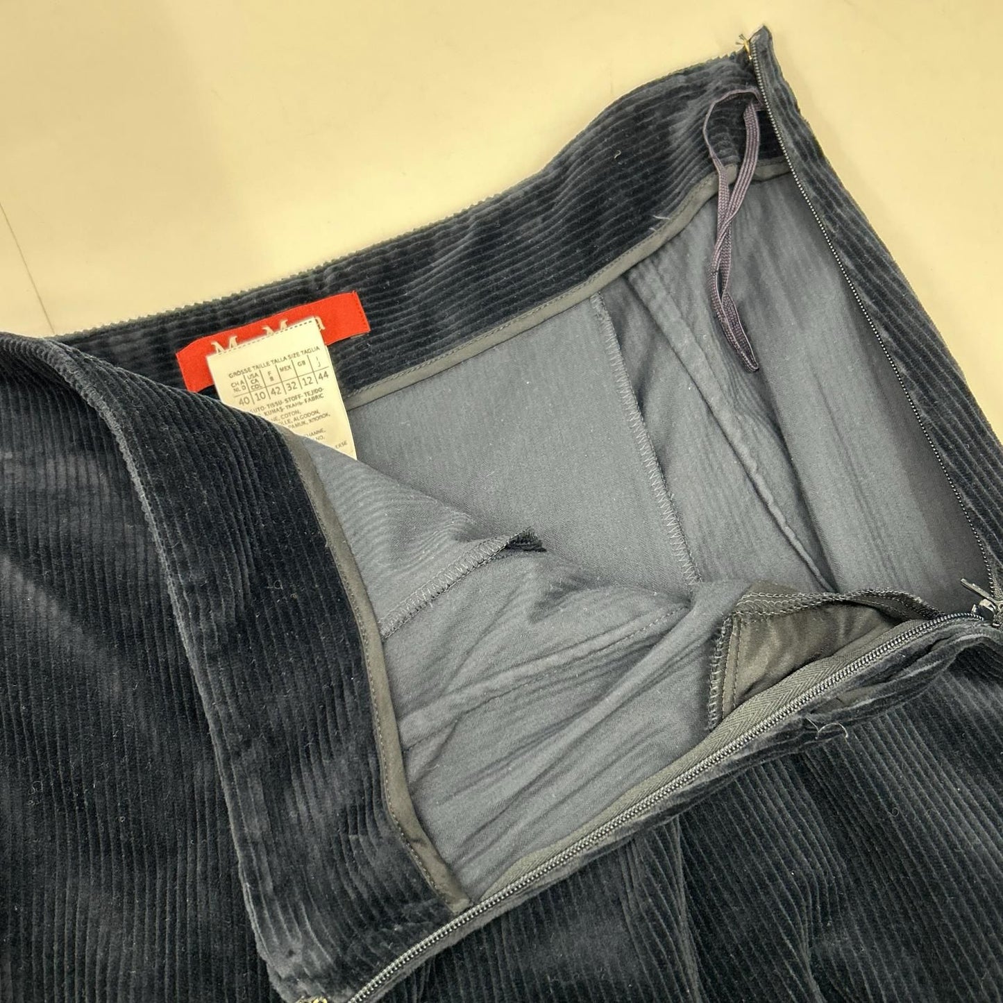 Max Mara Maxmara Studio Dollaro Corduroy Culottes 44 — view 5