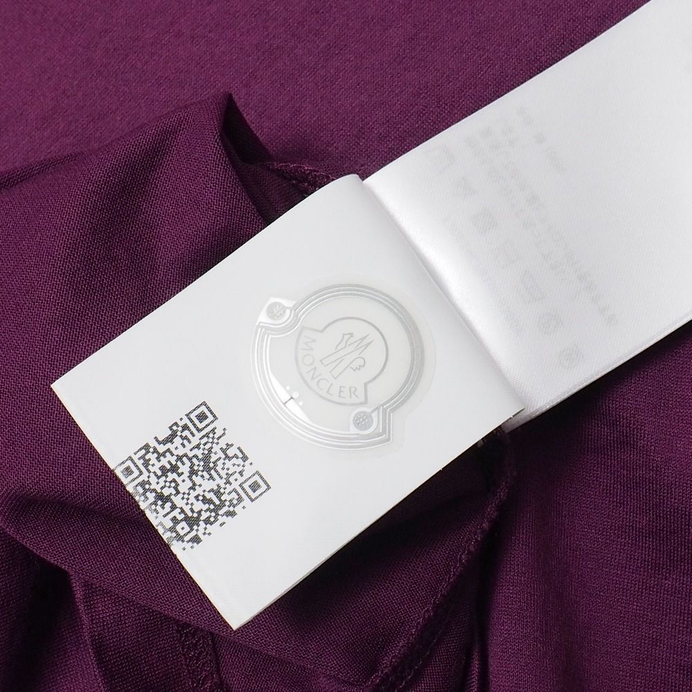 Moncler Short Sleeve T-Shirt S Logo Patch Crew — view 7