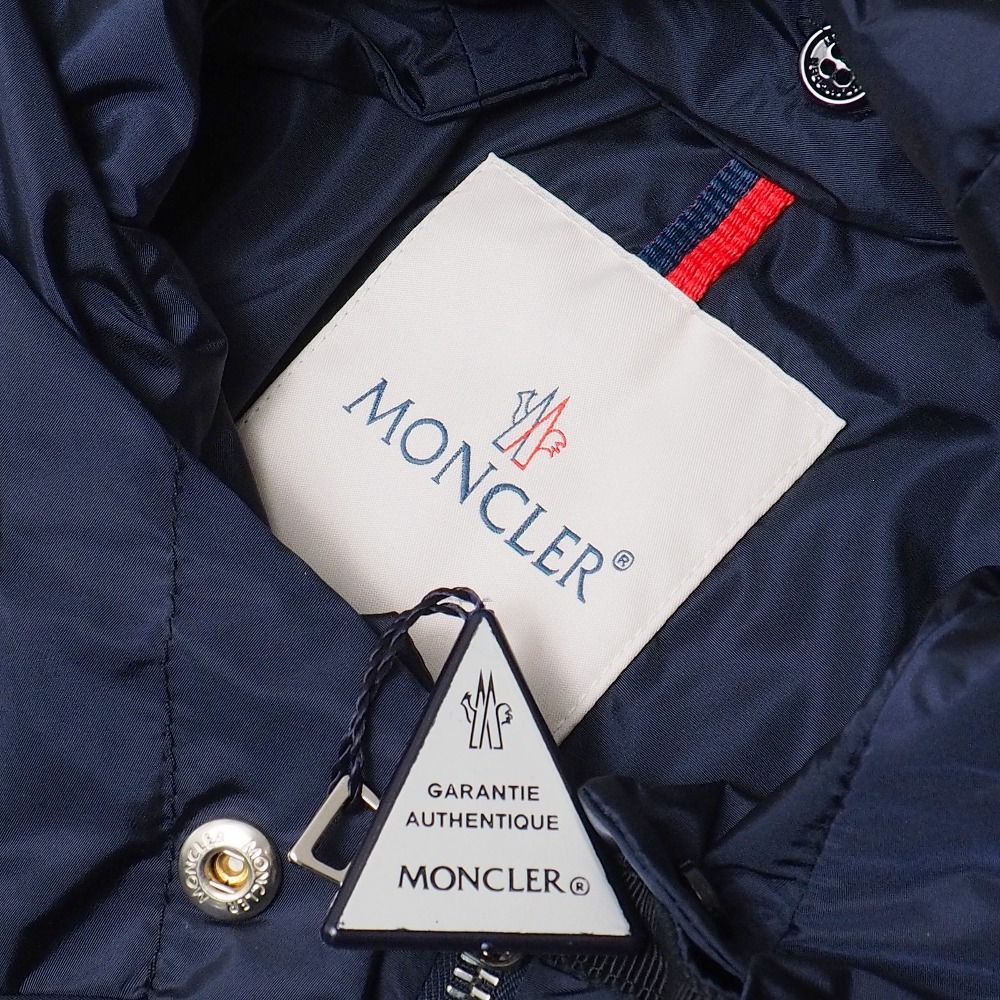 Moncler Loty Giubbotto Nylon Jacket 4 Peplum Hooded Cutwork — view 8