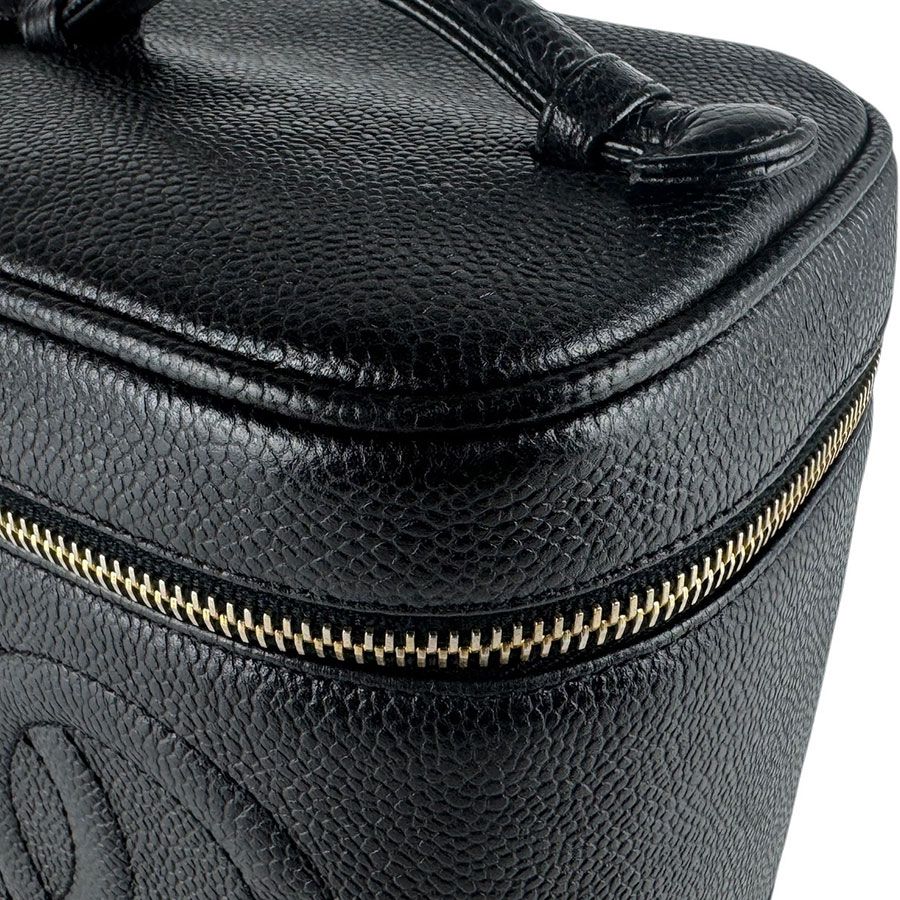 Chanel Vanity Bag Handbag — view 7