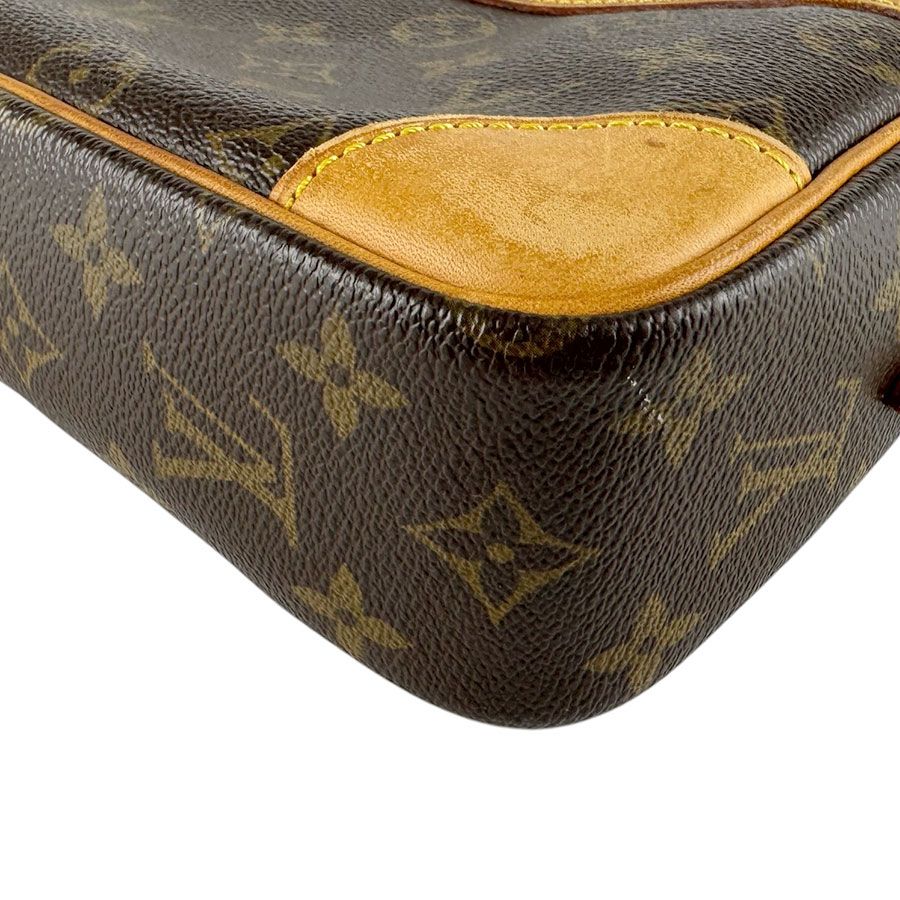 Louis Vuitton Shoulder Bag Trocadero 27 — view 9