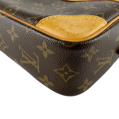Louis Vuitton Shoulder Bag Trocadero 27 — view 9
