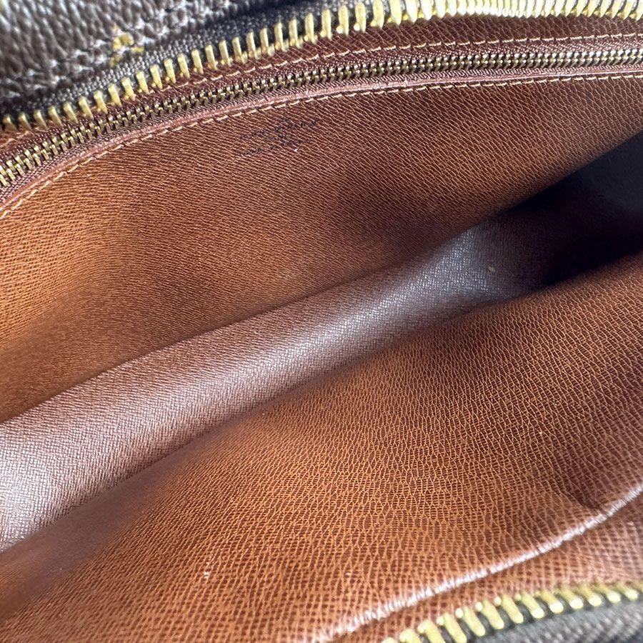 Louis Vuitton Shoulder Bag Trocadero 27 — view 5