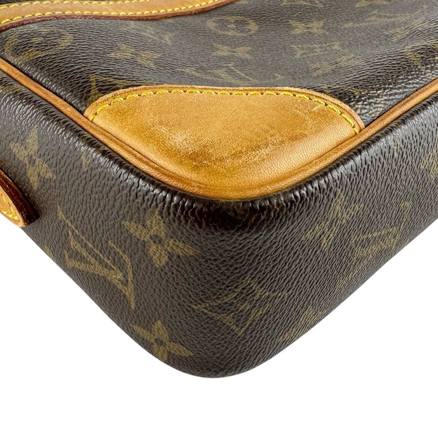 Louis Vuitton Shoulder Bag Trocadero 27 — view 8