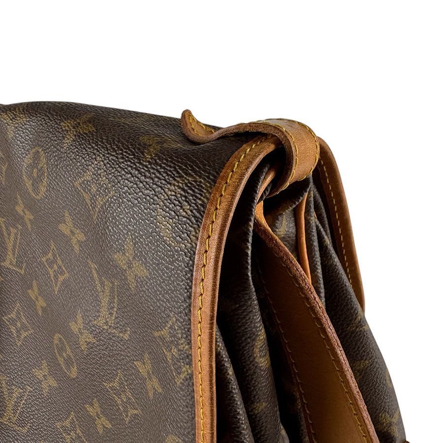 Louis Vuitton Shoulder Bag Saumur 35 — view 8