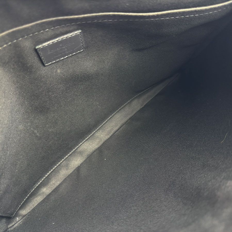 Louis Vuitton Clutch Monogram Shadow Pochette Discovery — view 5