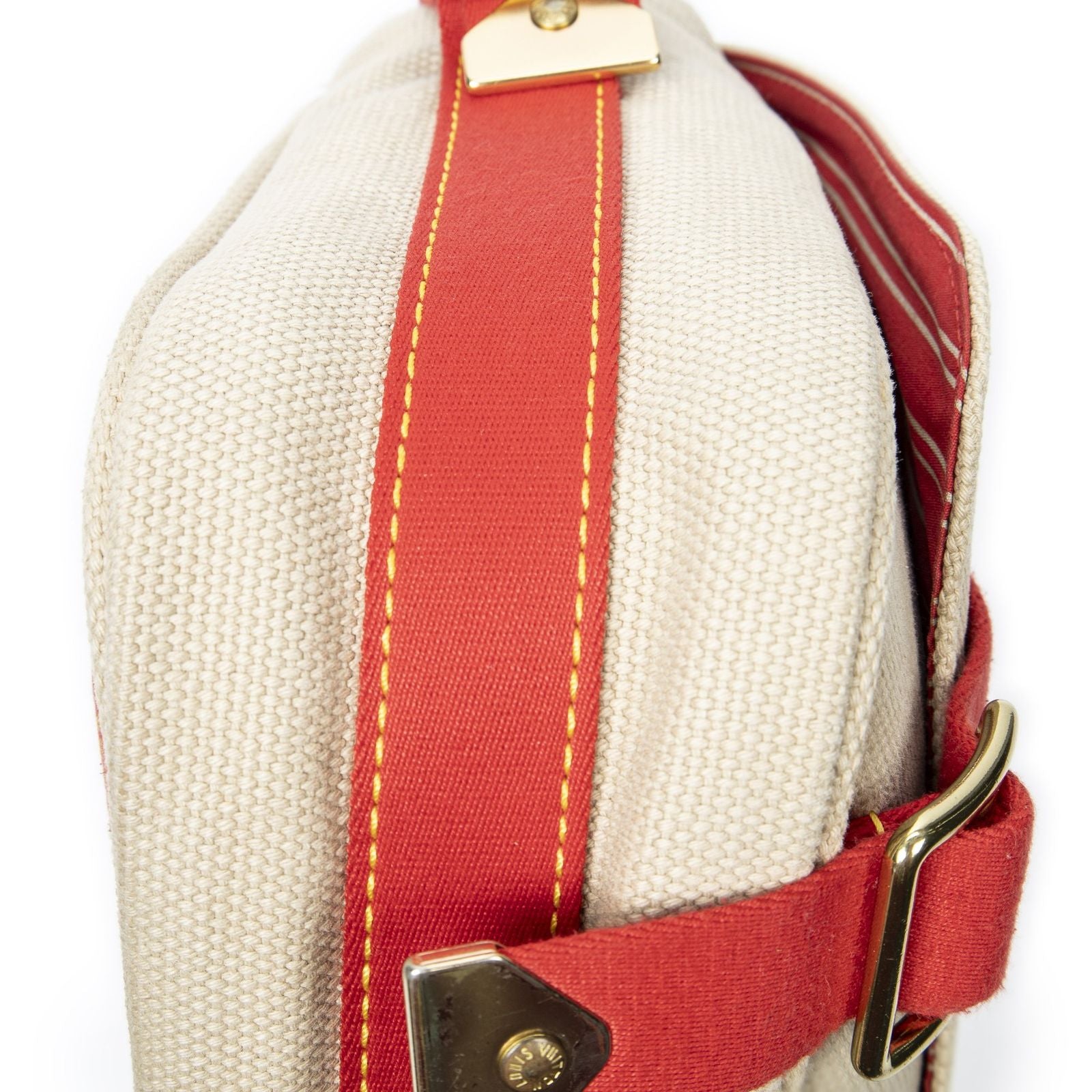 Louis Vuitton Antigua Besace Beige Red Woven Canvas Messenger Bag — view 8