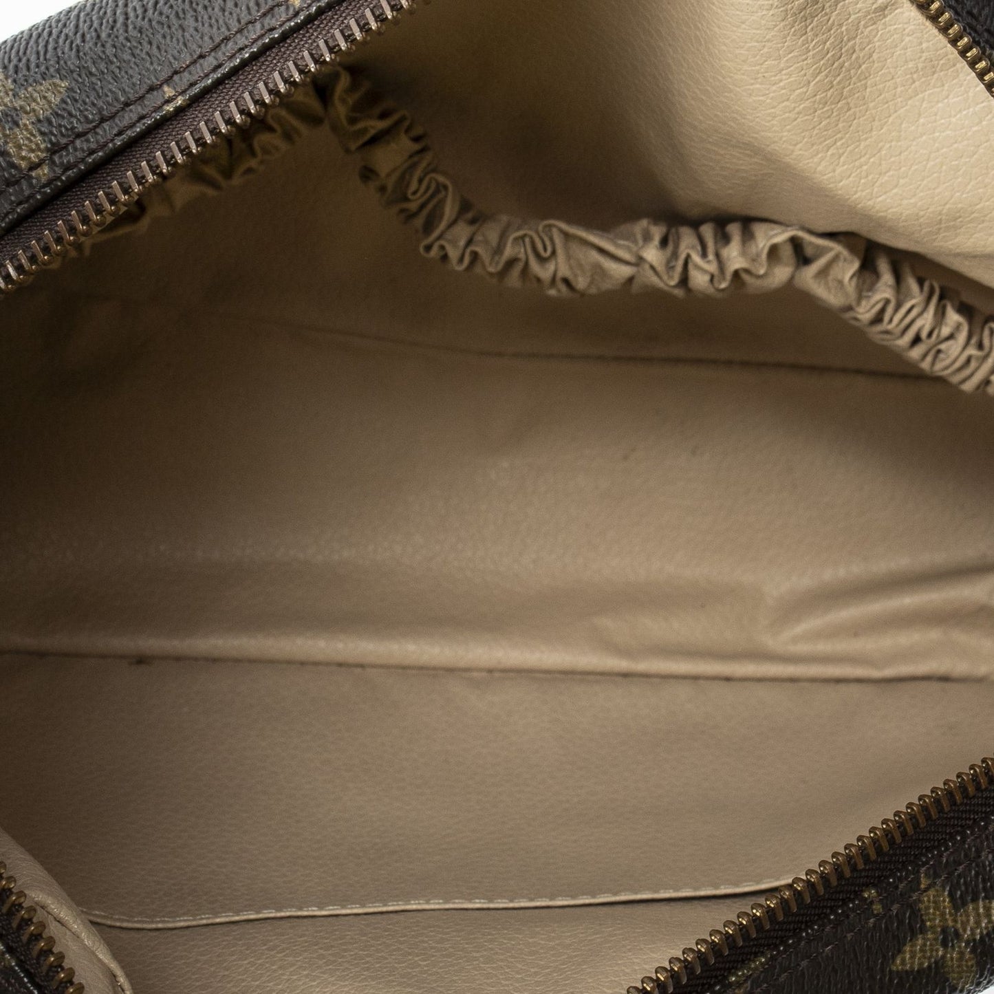 Louis Vuitton Toiletries Pouch Brown Monogram Canvas — view 9