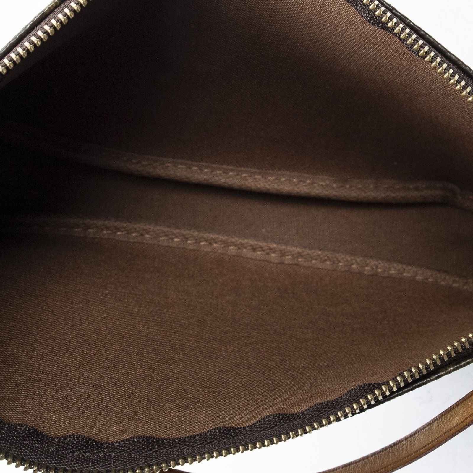 Louis Vuitton Pochette Brown Monogram Canvas — view 9