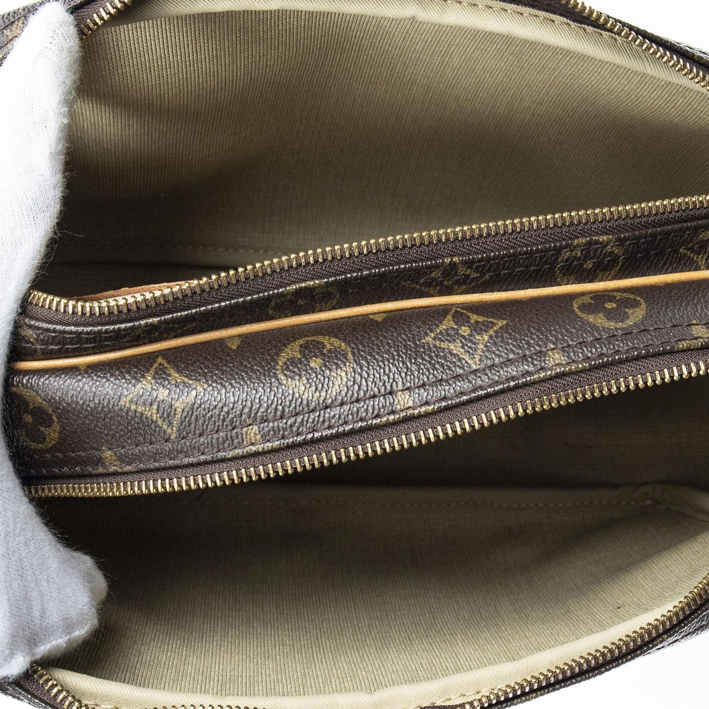 Louis Vuitton Reporter Brown Monogram Canvas Messenger Bag — view 9