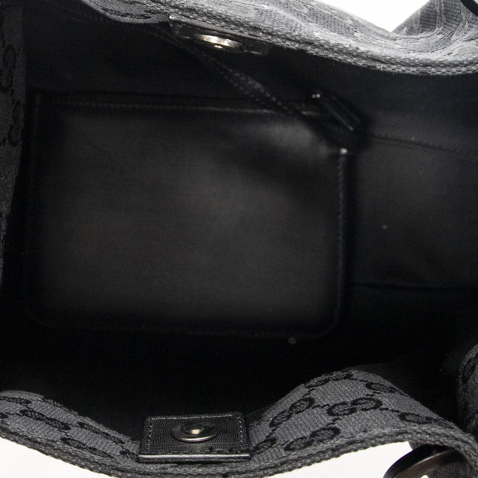 Gucci GG O-ring Tote Black Canvas — view 9