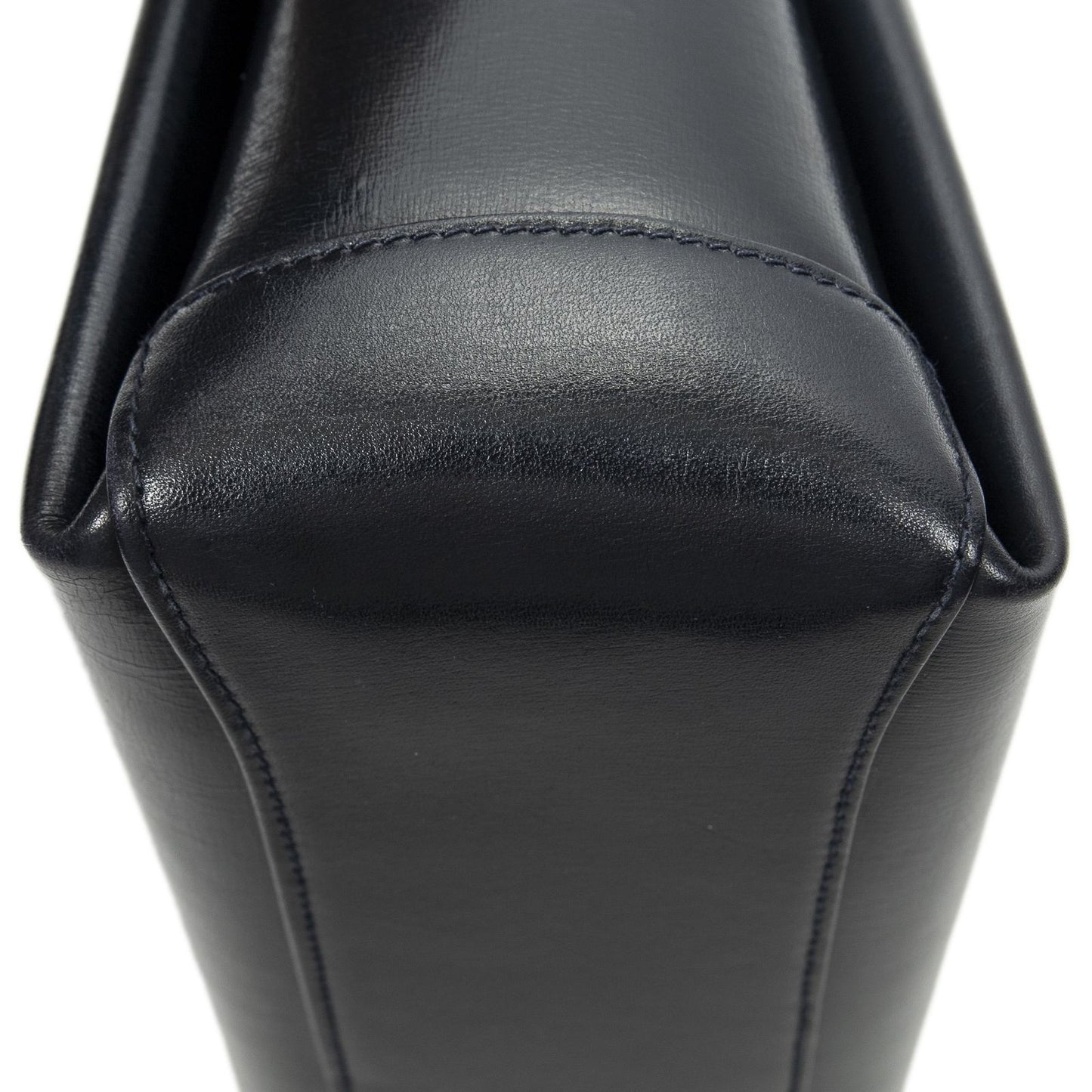 Gucci Vintage Turnlock Top Handle Navy Smooth Scarf Skin Leather — view 8
