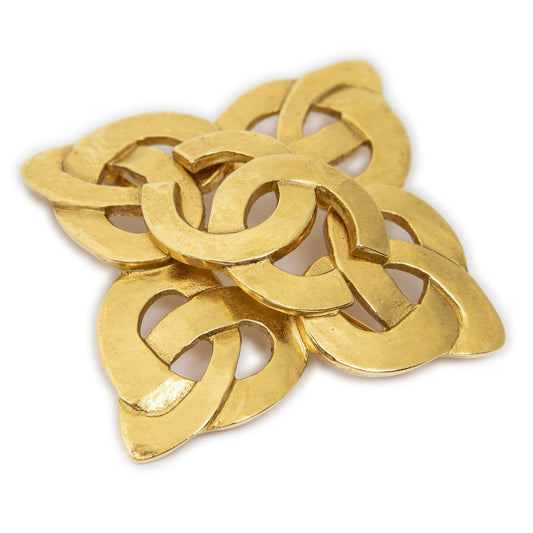 Chanel CC Quattro Foil Knot Brooch Gold Plated