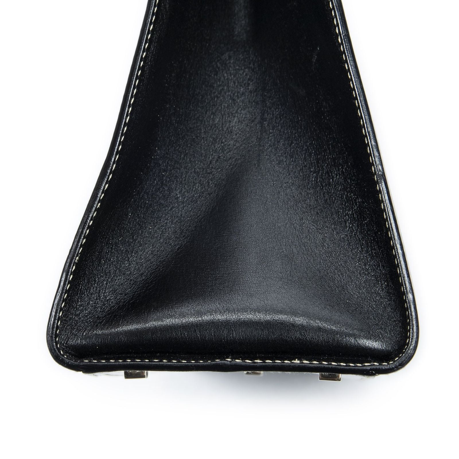 Gucci Vintage Push Lock Top Handle Black Smooth Scarf Skin Leather — view 8