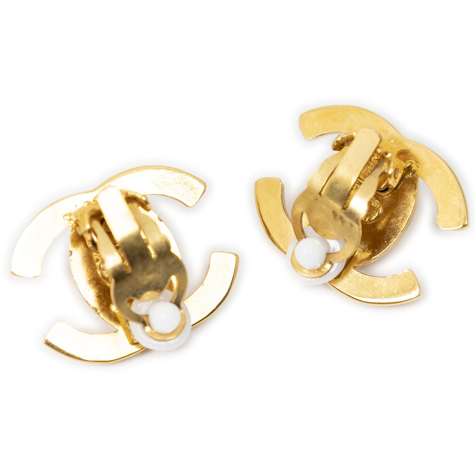 Chanel CC Turnlock Clip on Earrings Gold Plated — view 2