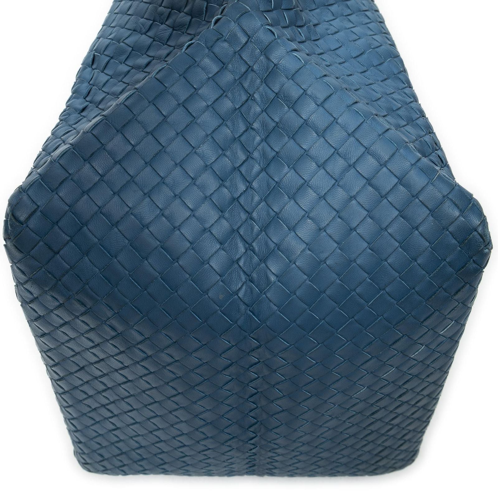 Bottega Veneta Chef Bag Blue Intrecciato Leather — view 7