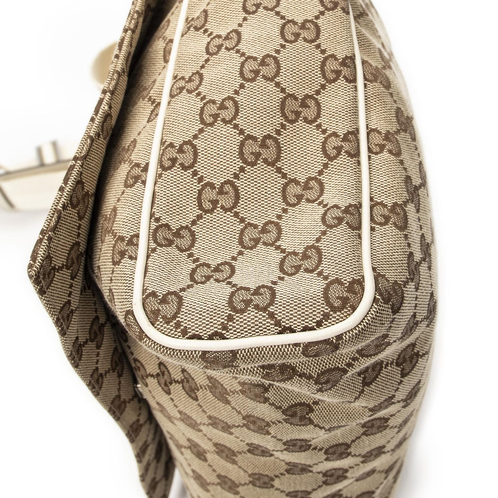 Gucci Flap Messenger Ivory Beige GG Canvas — view 8
