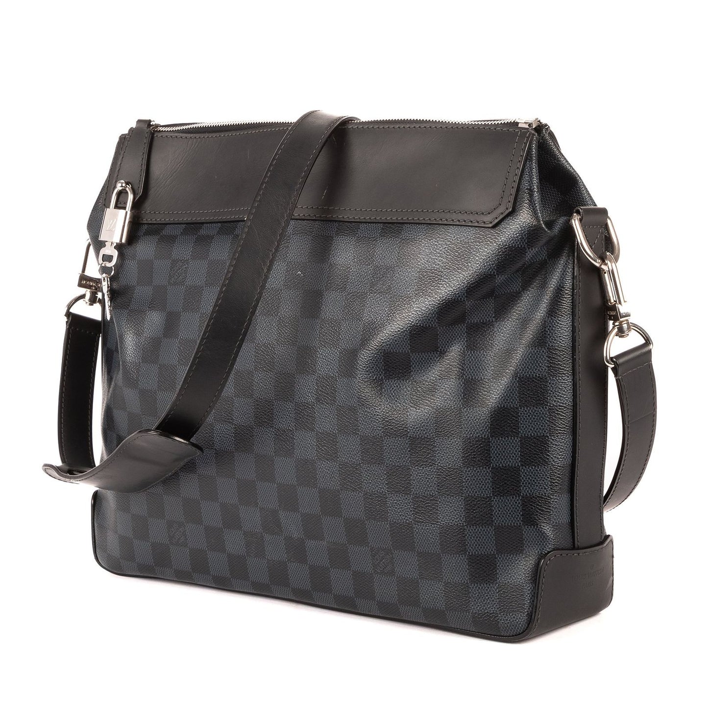 Louis Vuitton Greenwich Messenger Black Damier Cobalt T-Shirt — view 2