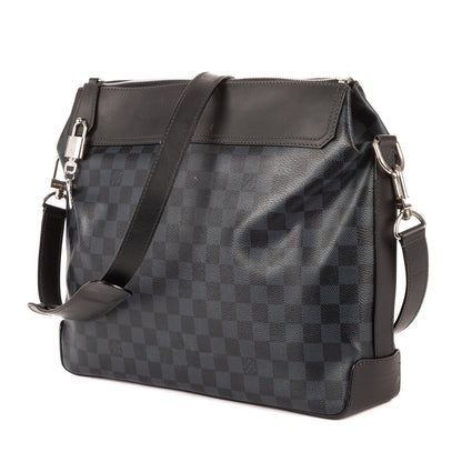Louis Vuitton Greenwich Messenger Black Damier Cobalt T-Shirt — view 2