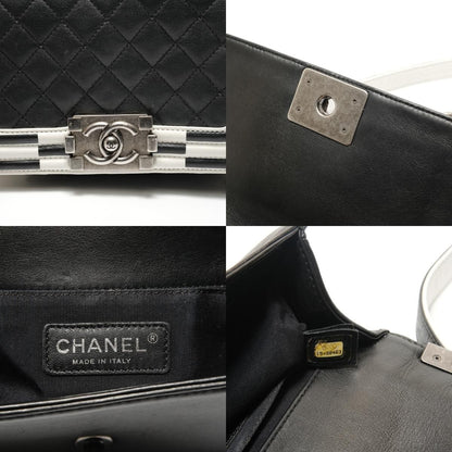 Chanel Shoulder Bag Boy No 19 — view 9