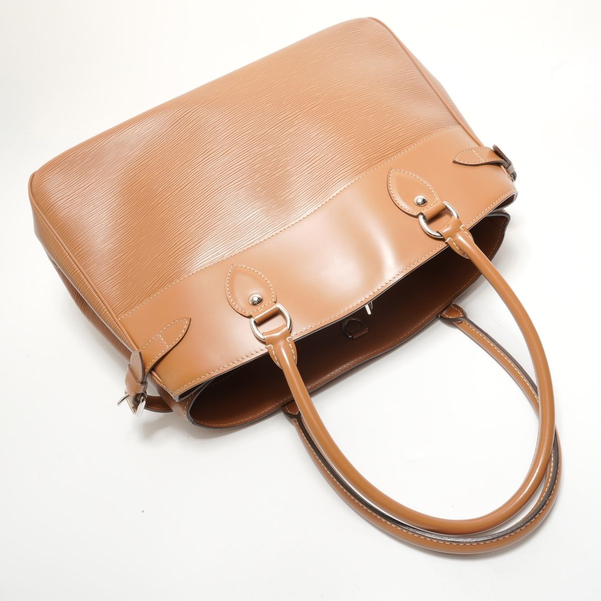 Louis Vuitton Tote Passy — view 8