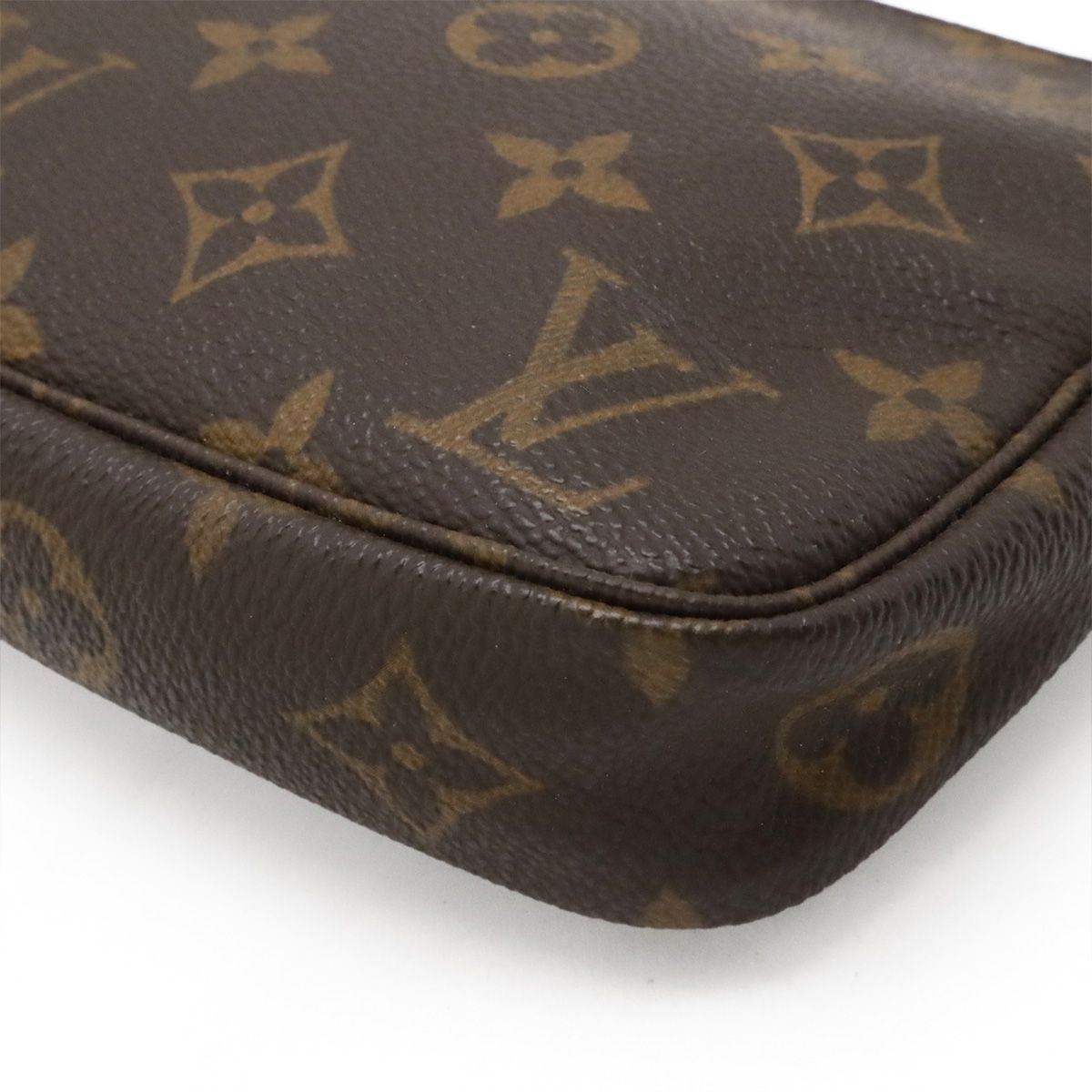 Louis Vuitton Monogram Pochette Pouch Handbag Party — view 3