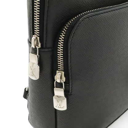 Louis Vuitton Taiga Avenue Sling Bag Leather Noir Black — view 7