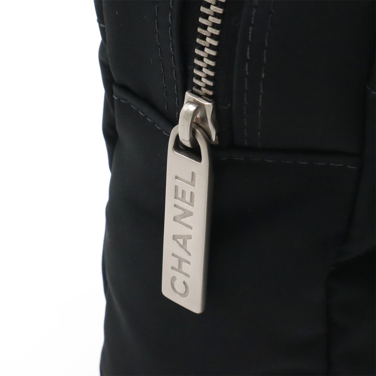 Chanel Choco Bar CC Logo Chain Shoulder Bag Quilted Nylon Black Silver — view 5