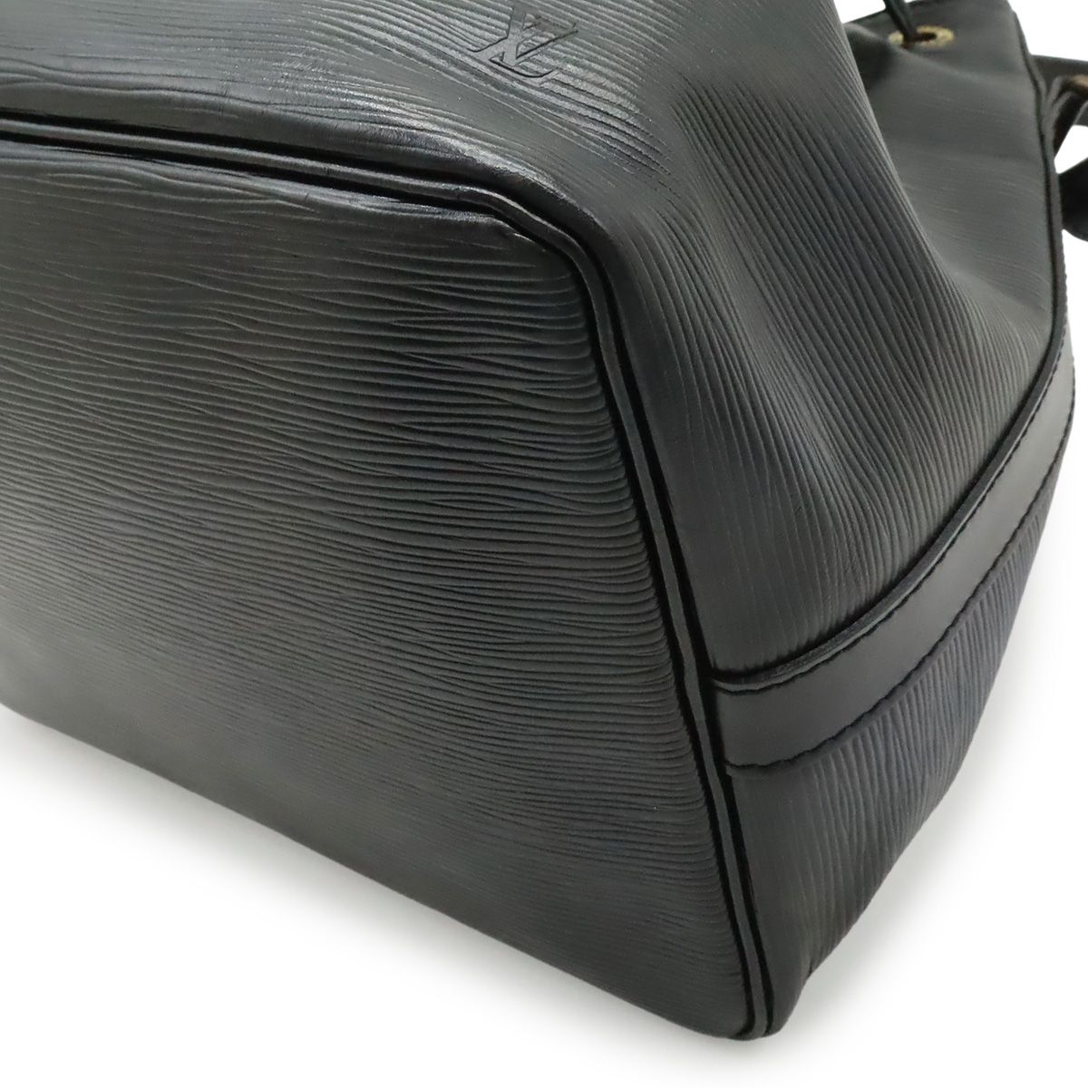 Louis Vuitton Epi Petit Noir Shoulder Bag Drawstring Black — view 3