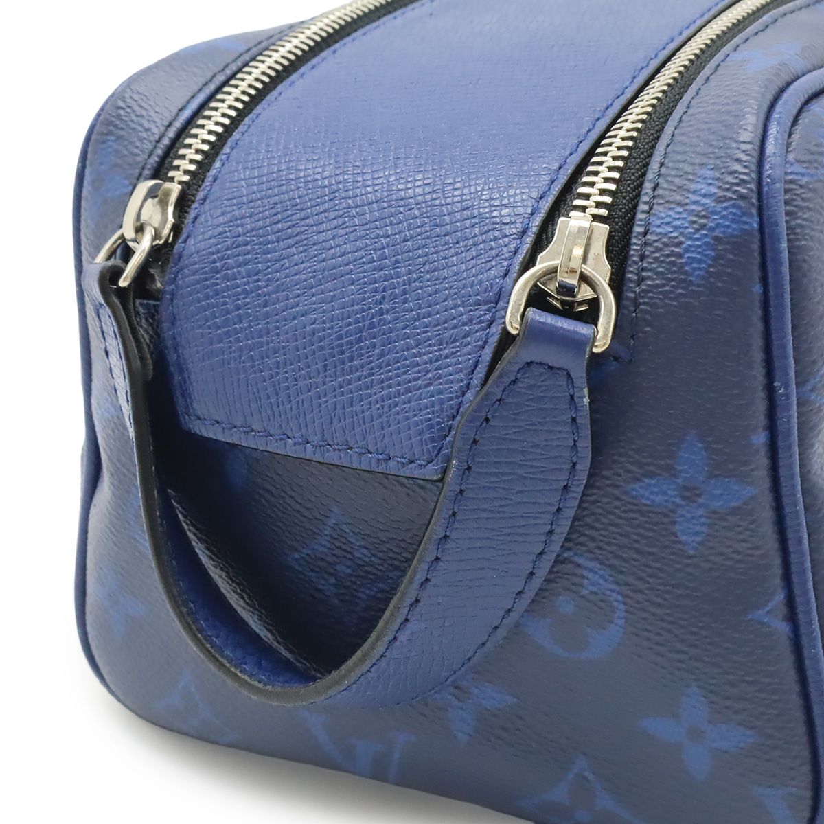 Louis Vuitton Taigarama Dopp Kit Clutch Handbag Cobalt Blue — view 4