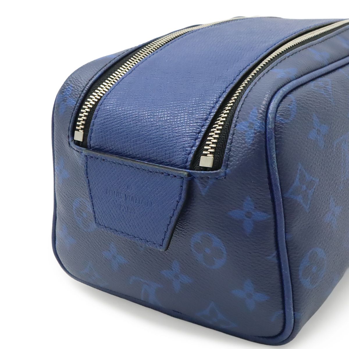 Louis Vuitton Taigarama Dopp Kit Clutch Handbag Cobalt Blue — view 5