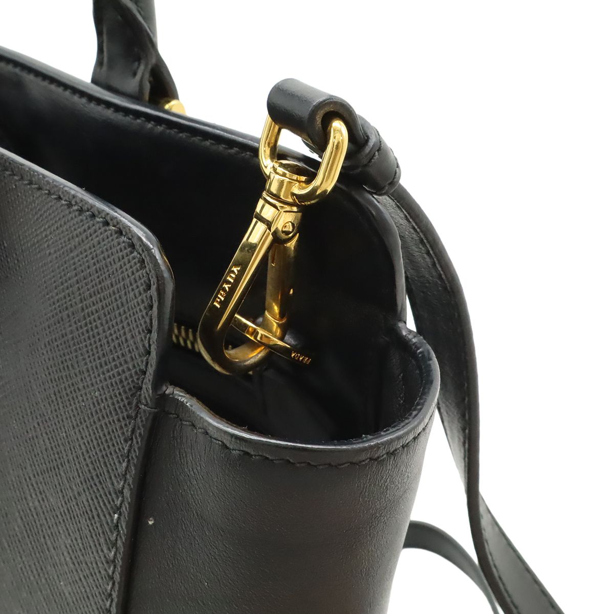 Prada Saffiano 2-Way Shoulder Bag Crossbody Leather Nero Black Gold — view 6