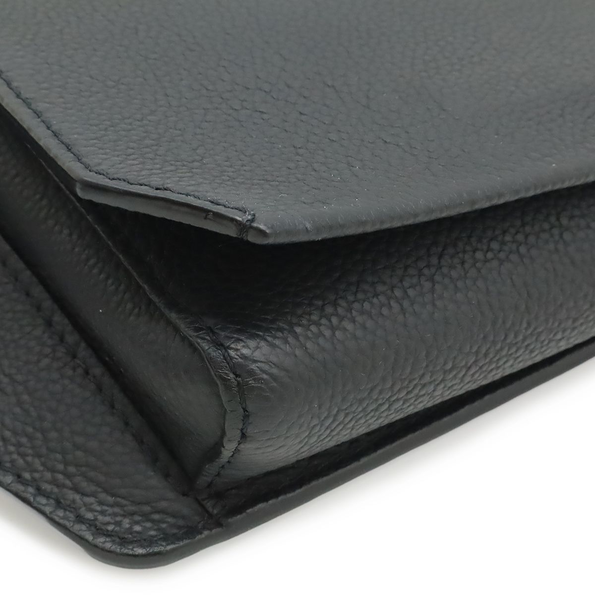 Louis Vuitton LV Aerogram Takeoff Sling Bum Bag Noir Black — view 3