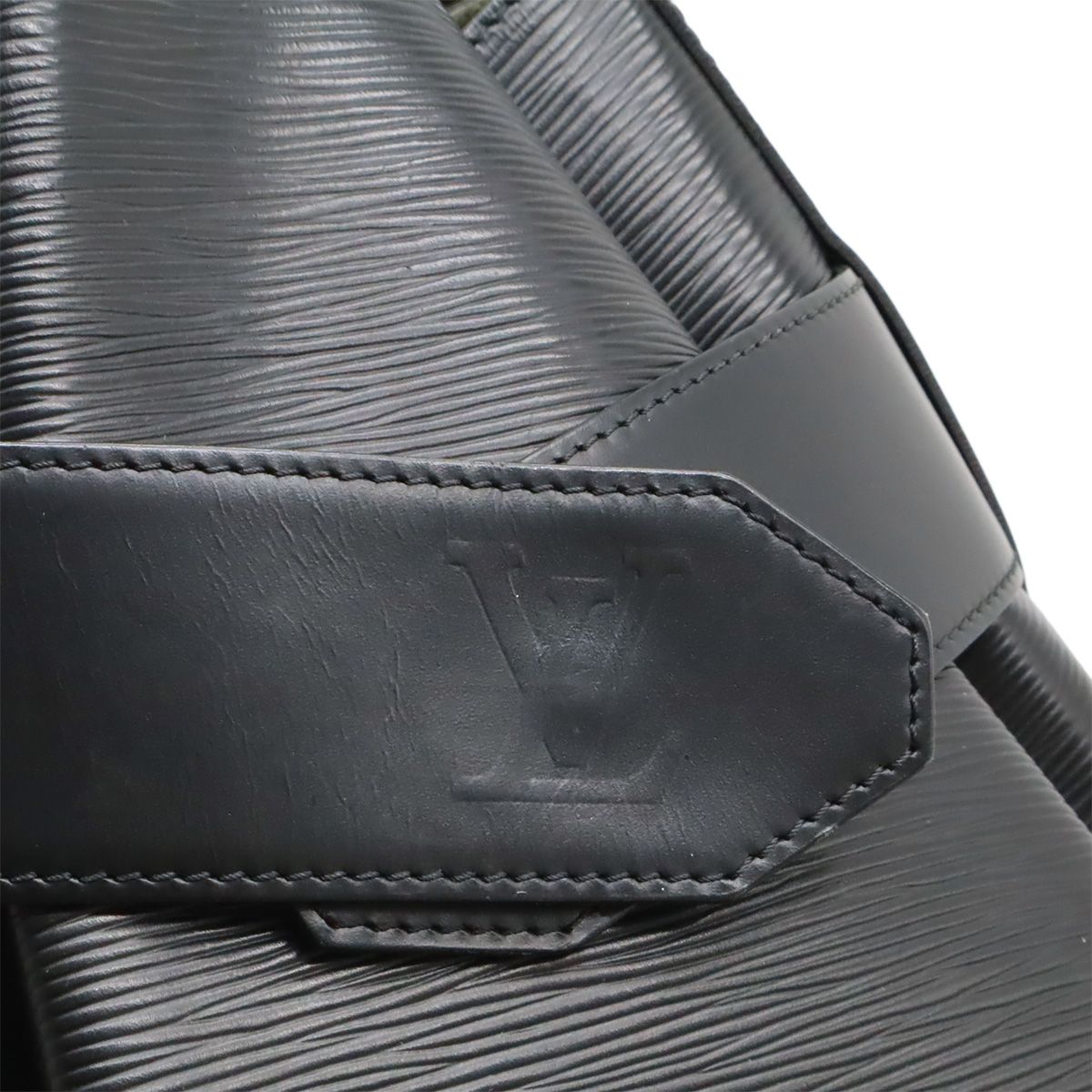 Louis Vuitton Epi Sac Depot Shoulder Bag Semi Noir Black — view 8