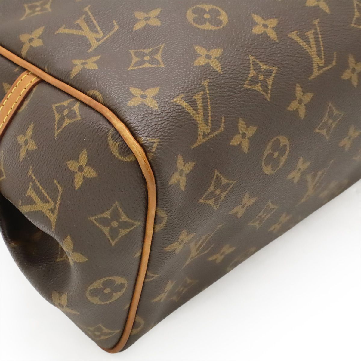 Louis Vuitton Monogram Montorgueil PM Shoulder Bag Mini — view 3