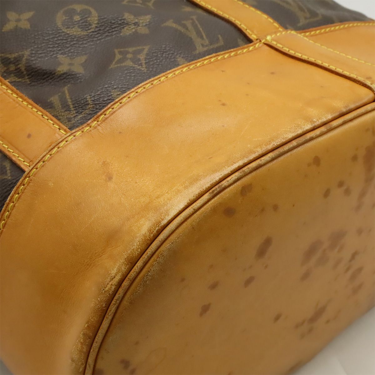 Louis Vuitton Monogram Randonnee GM Shoulder Bag — view 3