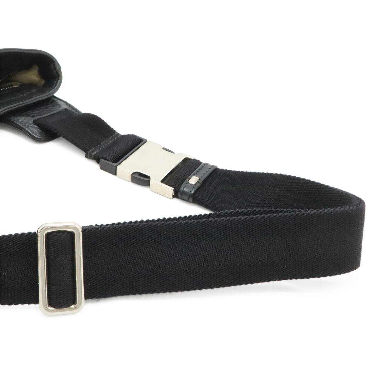 Gucci Soho Interlocking Logo Belt Bag Leather Black Silver — view 5
