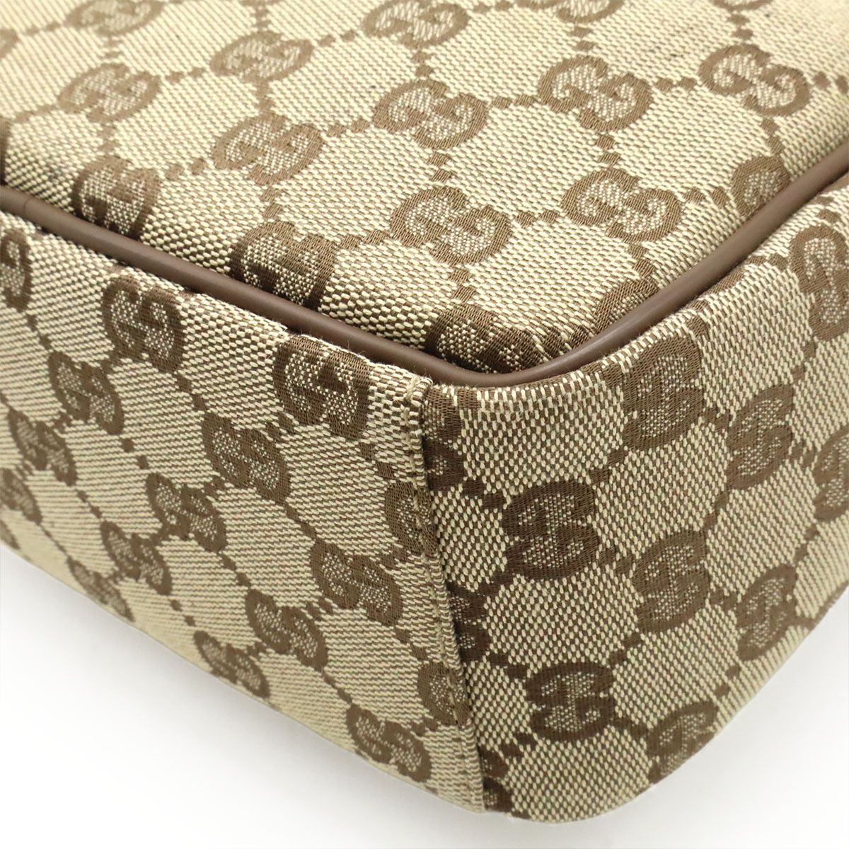 Gucci GG Canvas Shoulder Bag Pochette Crossbody Leather Beige Dark Brown Silver — view 3