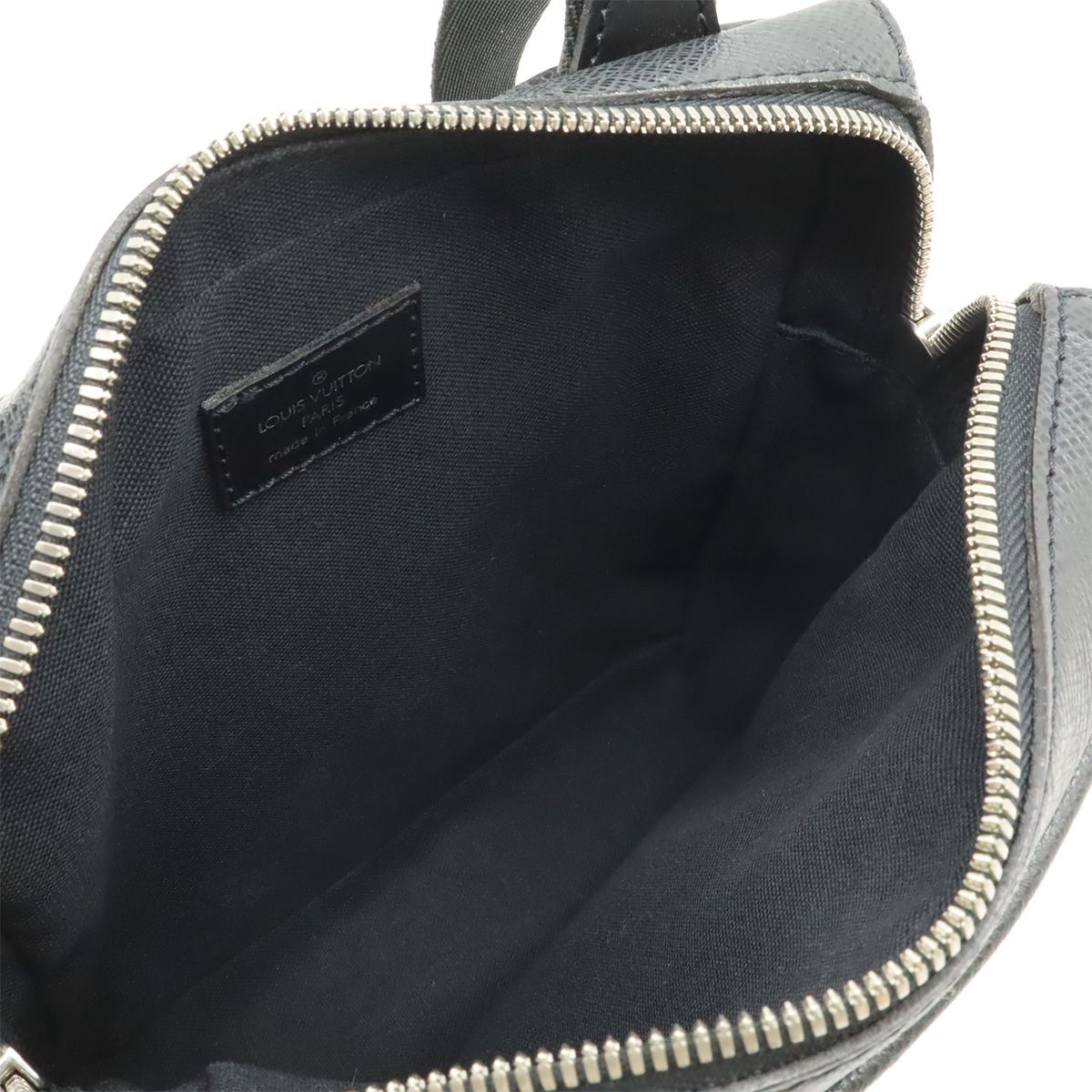 Louis Vuitton Taiga Sayan Shoulder Bag Crossbody Leather Canvas Ardoise Black — view 7