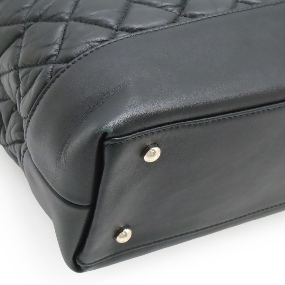 Chanel Quilted CC Logo Portobello Tote 2-Way Shoulder Bag Chain Leather Black — view 3