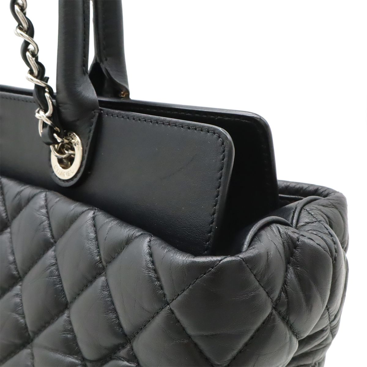 Chanel Quilted CC Logo Portobello Tote 2-Way Shoulder Bag Chain Leather Black — view 8